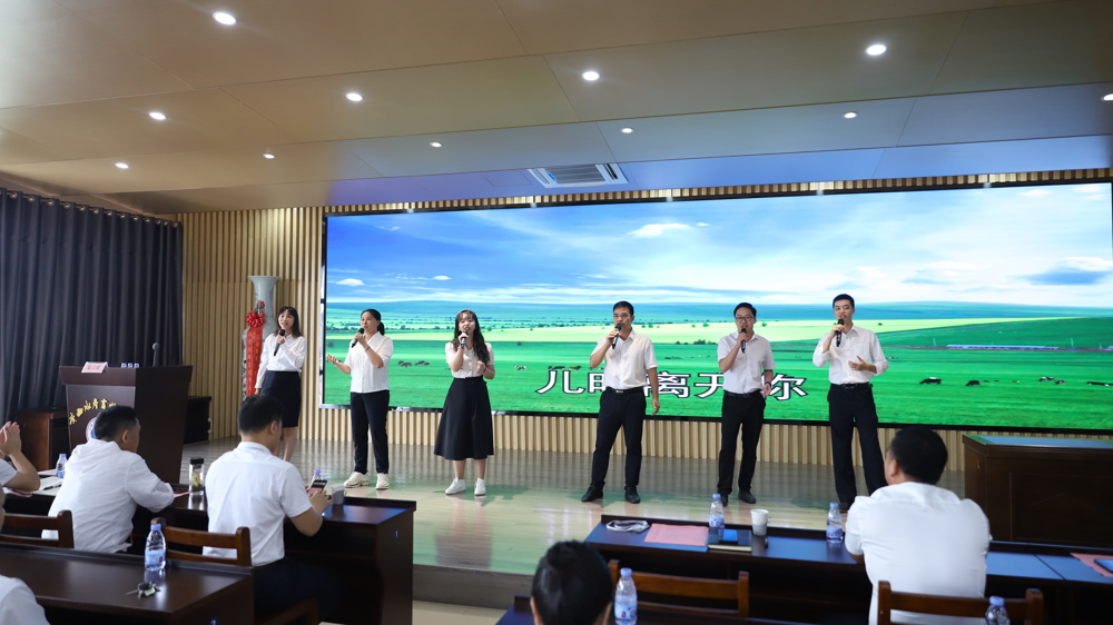 歌曲串烧表演