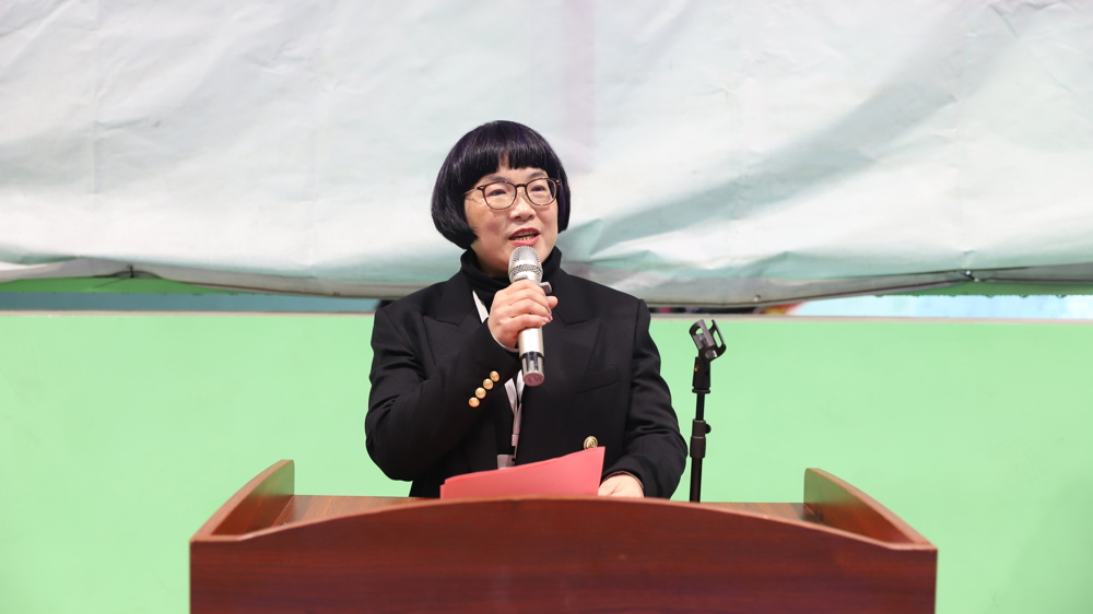 黄兹莉鼓励考生在要抓住机遇、实现梦想。