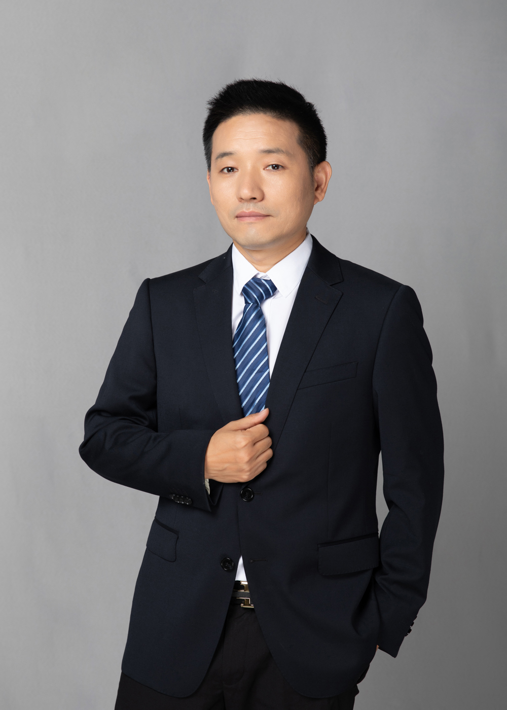 副高级讲师 杨宝卫