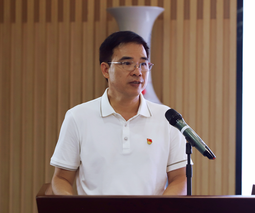 赵彦鸿讲授专题党课