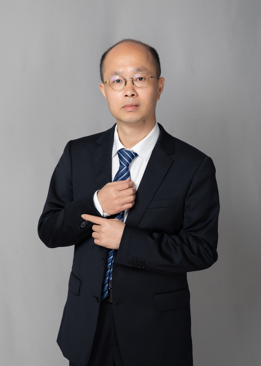 高级讲师 周旭